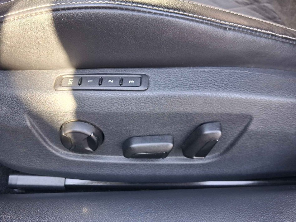 Škoda Superb III 2.0 TDi SportLine