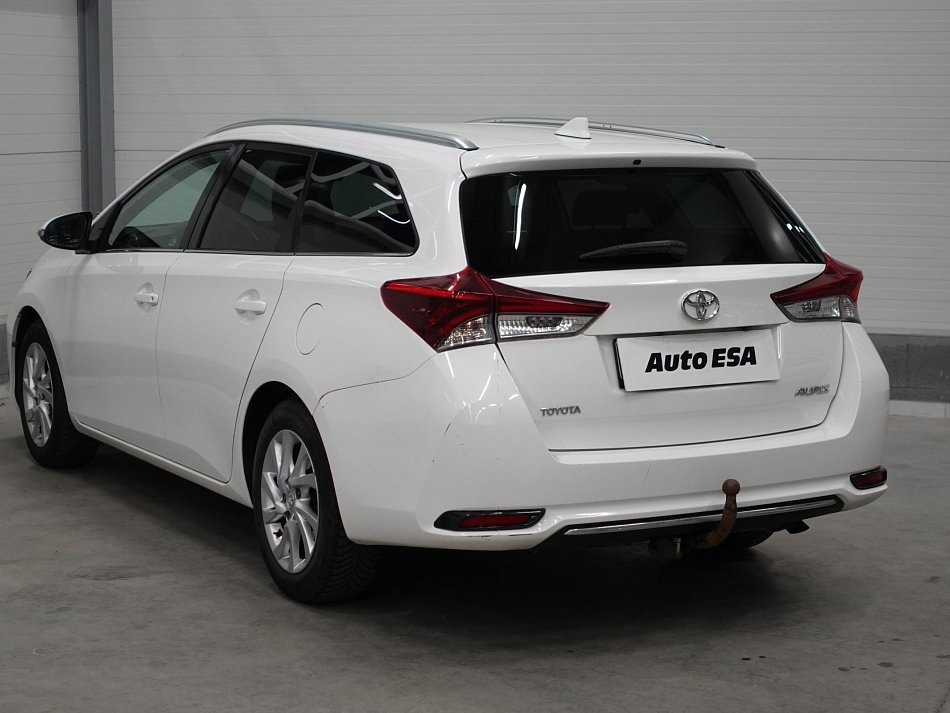 Toyota Auris 1.6i 