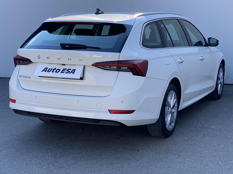 Škoda Octavia IV 1.5 TSi Style