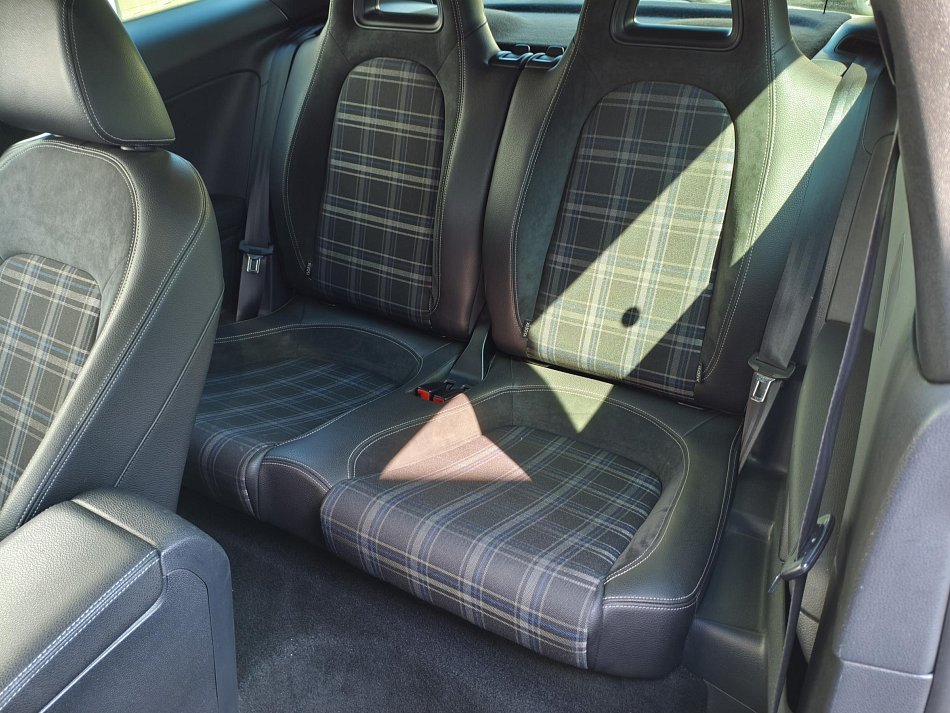 Volkswagen Scirocco 2.0 TDi Edition