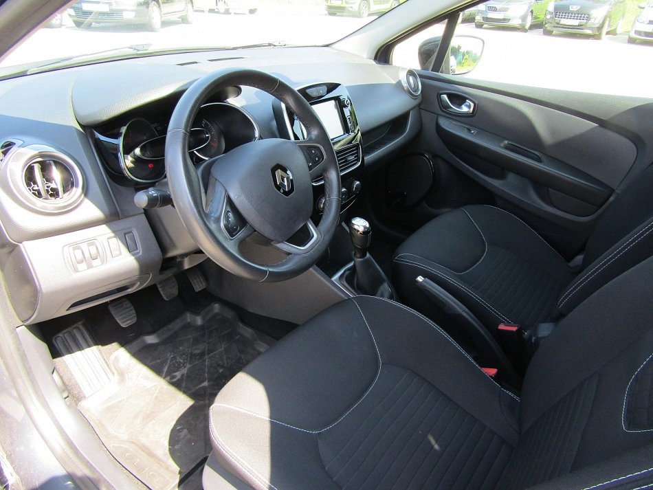 Renault Clio 1.2i 
