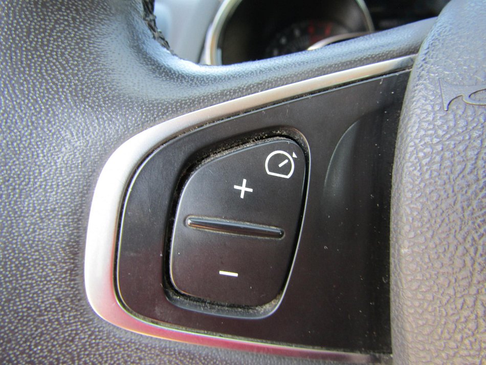 Renault Clio 1.2i 