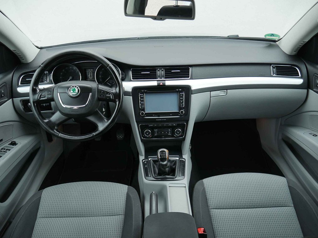 Škoda Superb II 2.0TDi Ambition