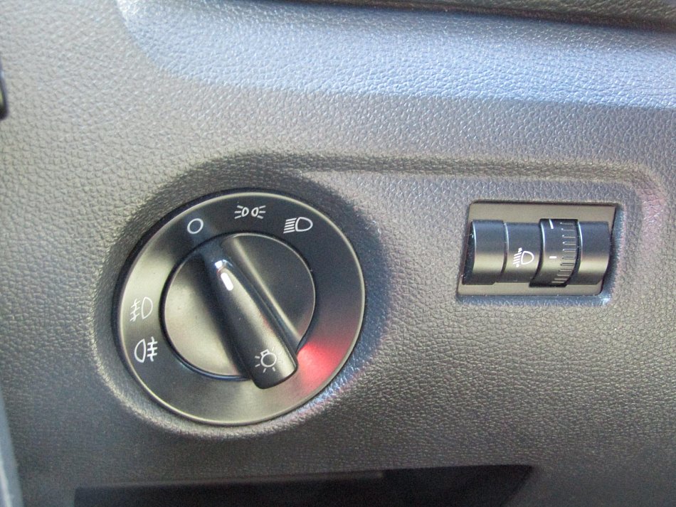 Škoda Roomster 1.2 HTP 