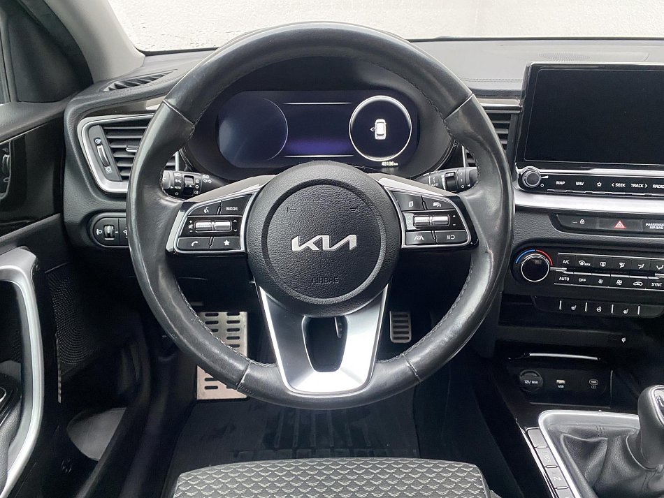 Kia Ceed 1.5 T-GDi TOP