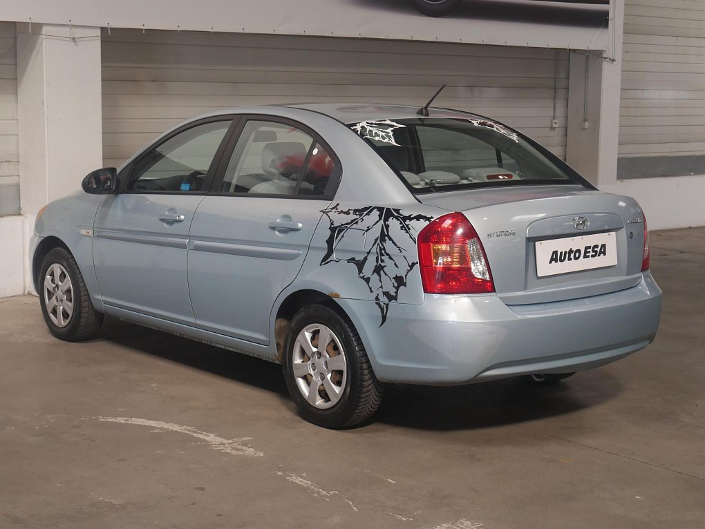 Hyundai Accent 1.4i 