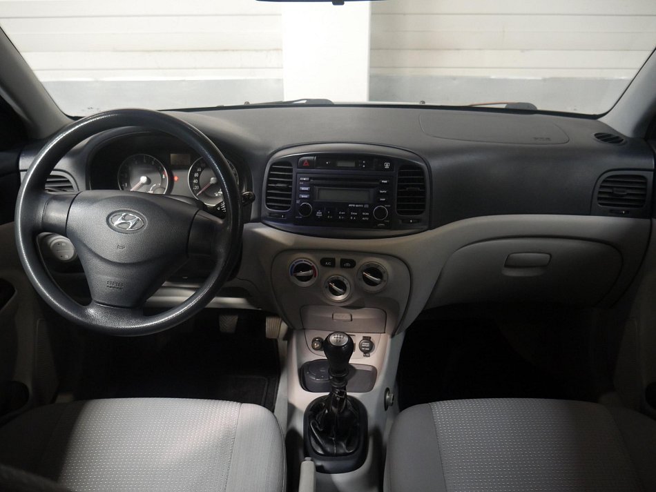 Hyundai Accent 1.4i 