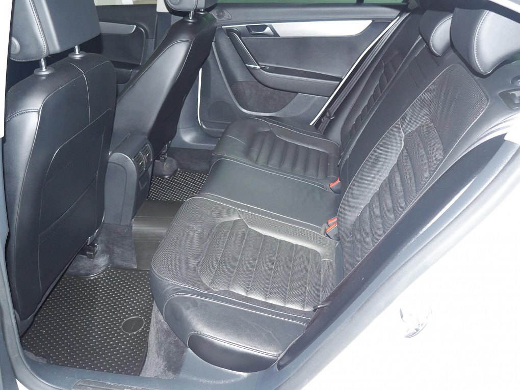 Volkswagen Passat 2.0TDi 