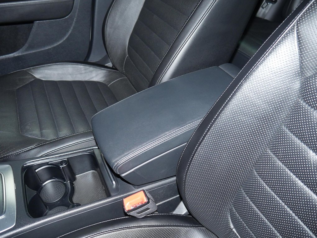 Volkswagen Passat 2.0TDi 