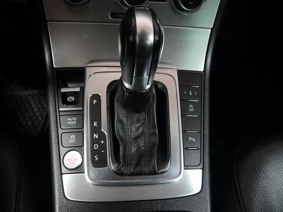 Volkswagen Passat 2.0TDi 