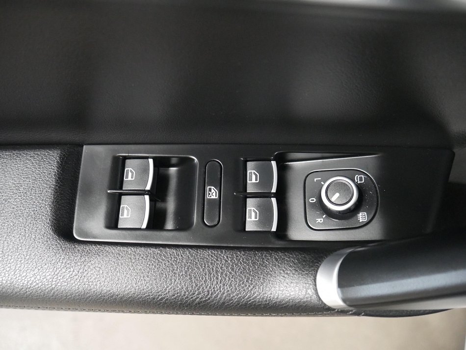 Volkswagen Passat 2.0TDi 