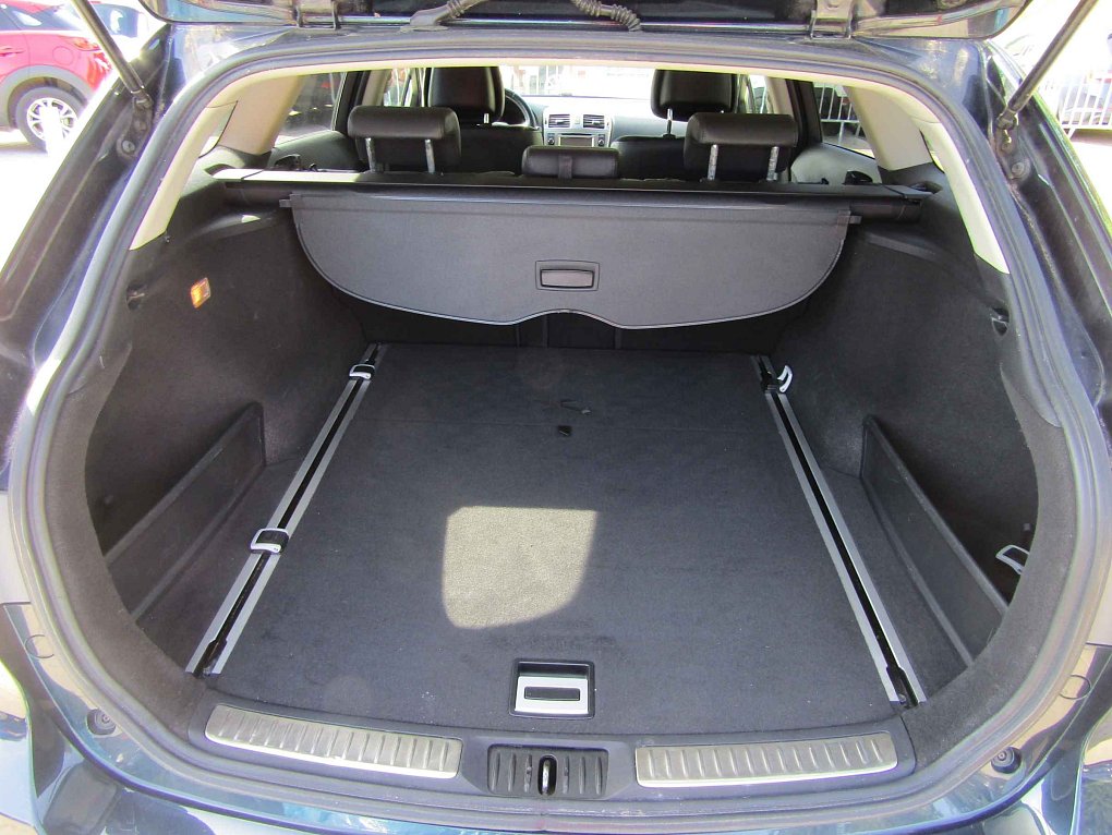 Toyota Avensis 2.2 D-4D 