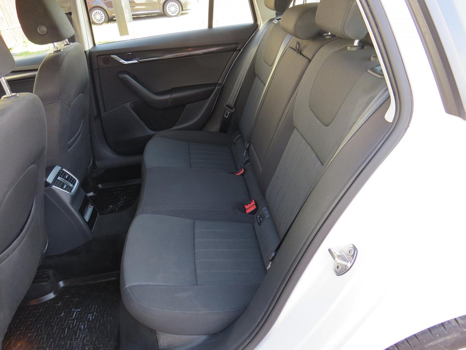 Škoda Octavia III 2.0 TDi Style