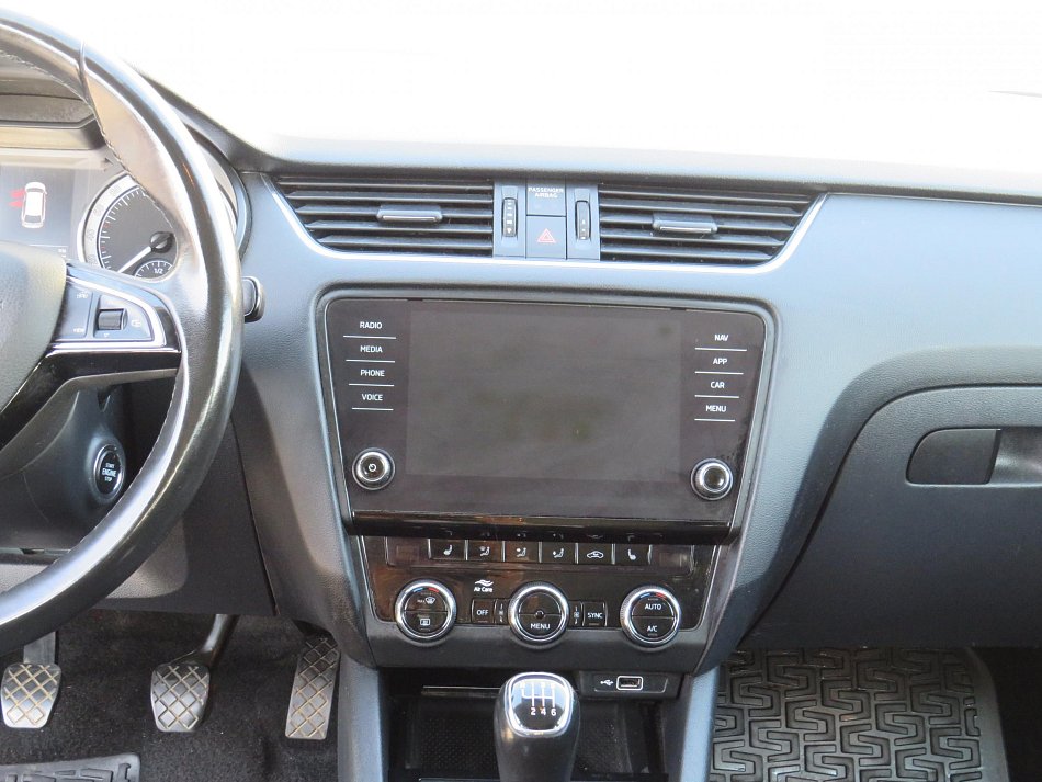 Škoda Octavia III 2.0 TDi Style