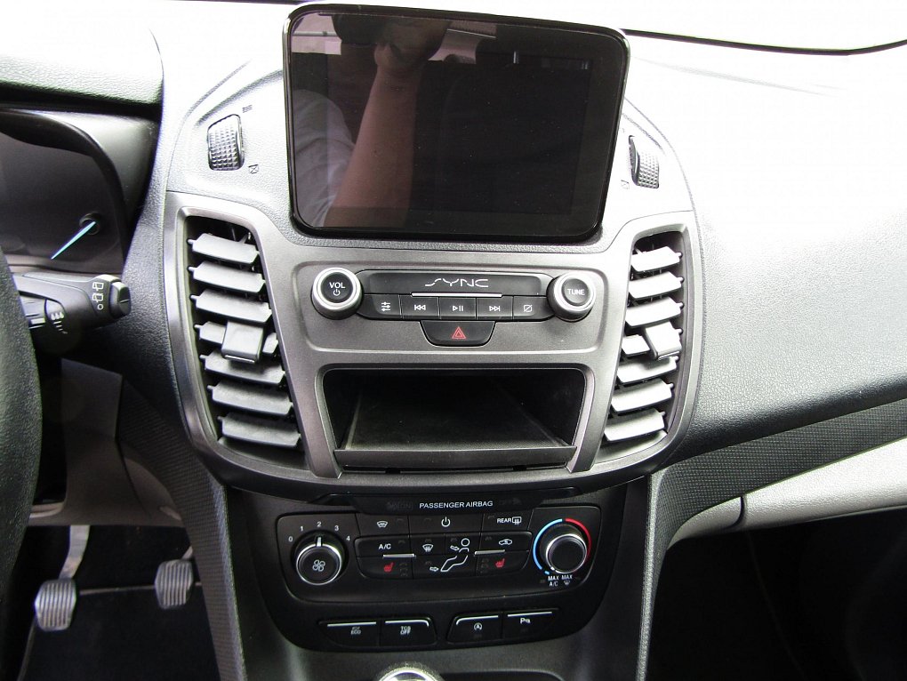 Ford Tourneo Connect 1.5TDCi Trend MAXi 7míst