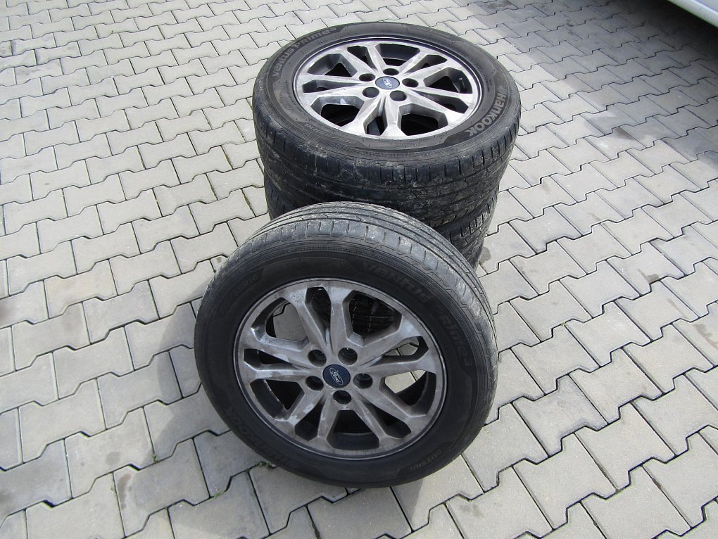 Ford Tourneo Connect 1.5TDCi Trend MAXi 7míst