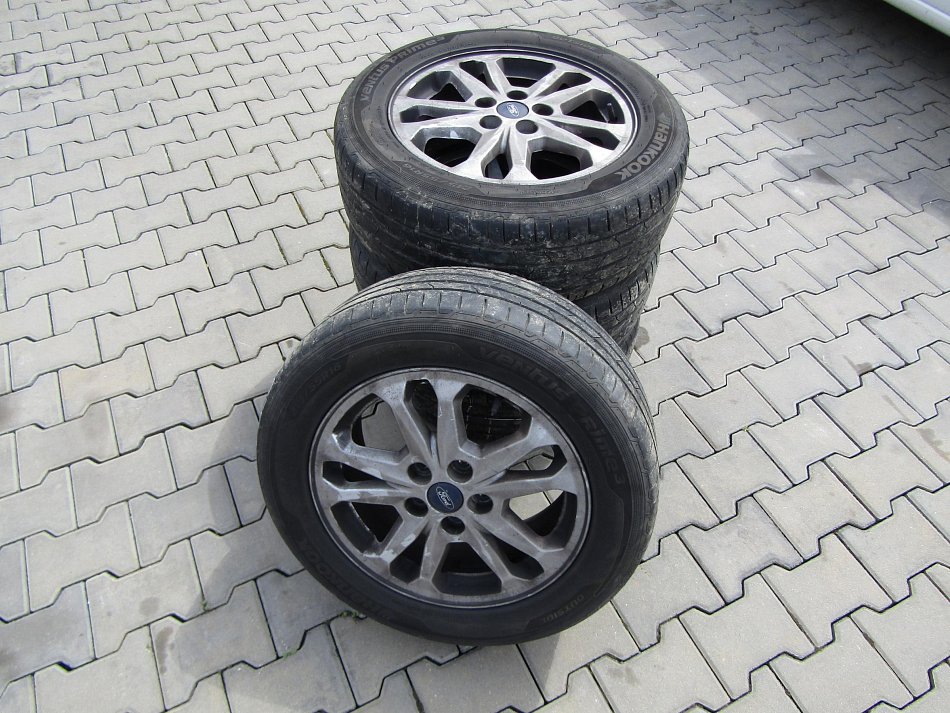 Ford Tourneo Connect 1.5TDCi Trend MAXi 7míst
