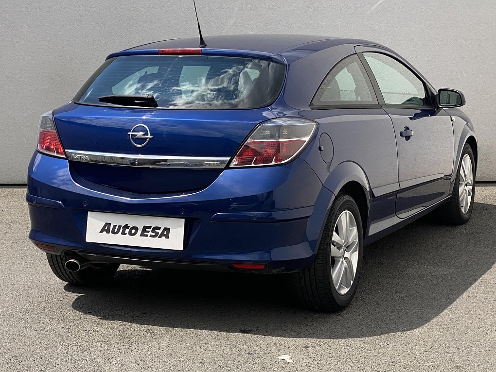 Opel Astra 1.6i Sport GTC