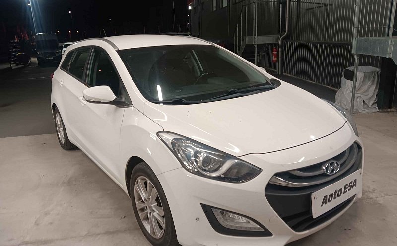 Hyundai I30 1.6i CVVT 