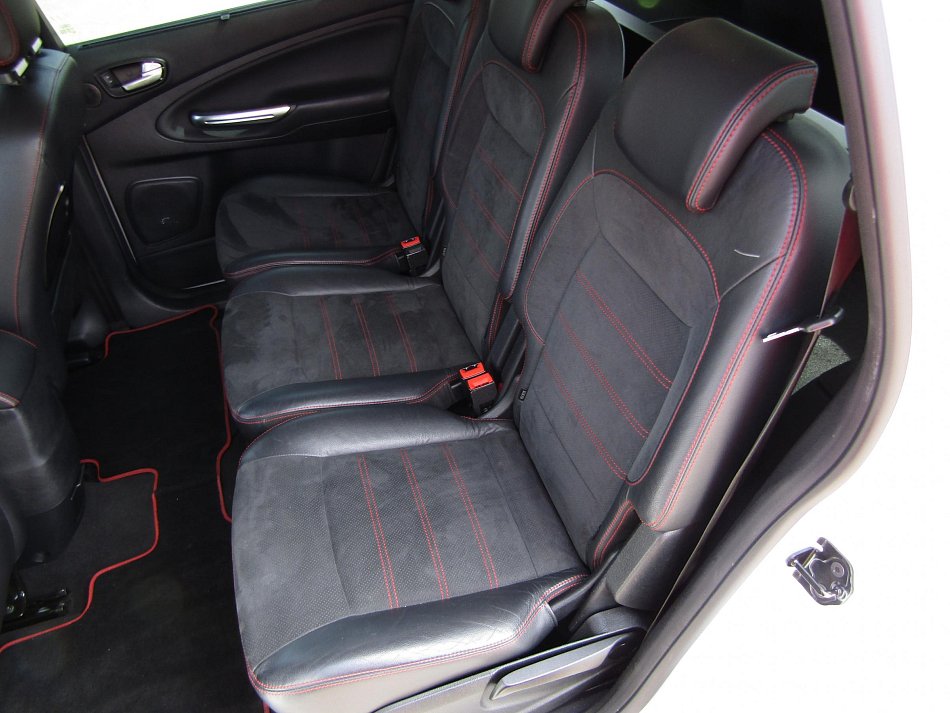 Ford S-MAX 2.2 TDCi 