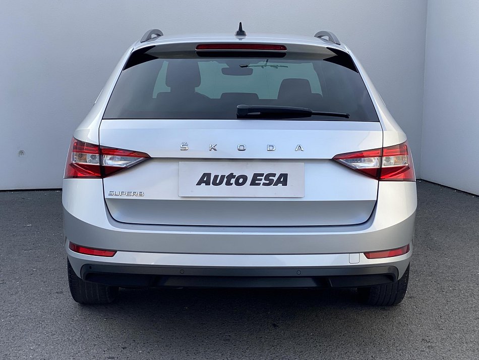 Škoda Superb III 2.0 TDi Ambition