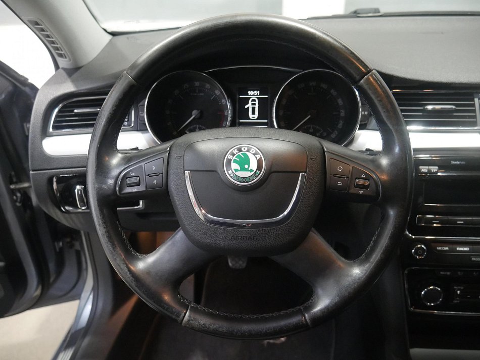 Škoda Superb II 2.0 TDi 