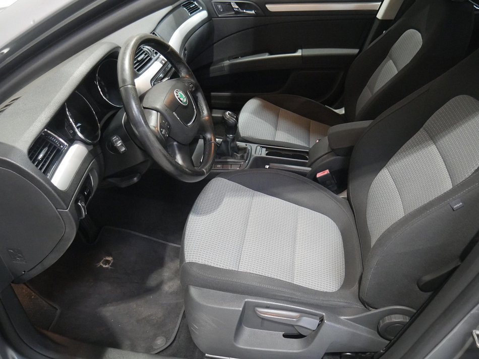 Škoda Superb II 2.0 TDi 