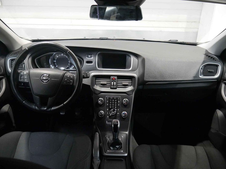 Volvo V40 2.0 D 