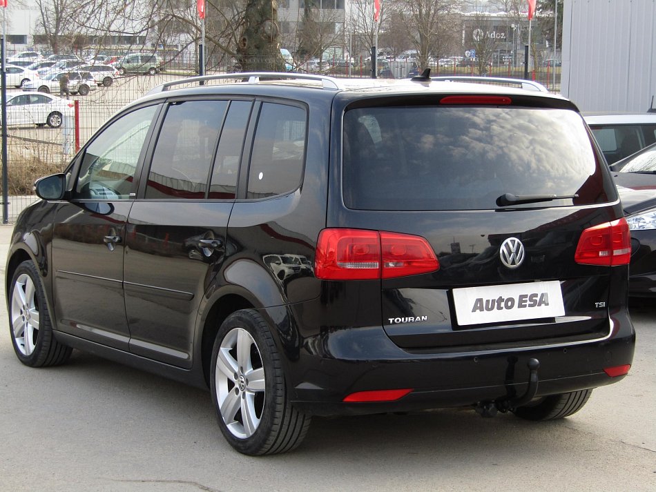Volkswagen Touran 1.4 TSI 