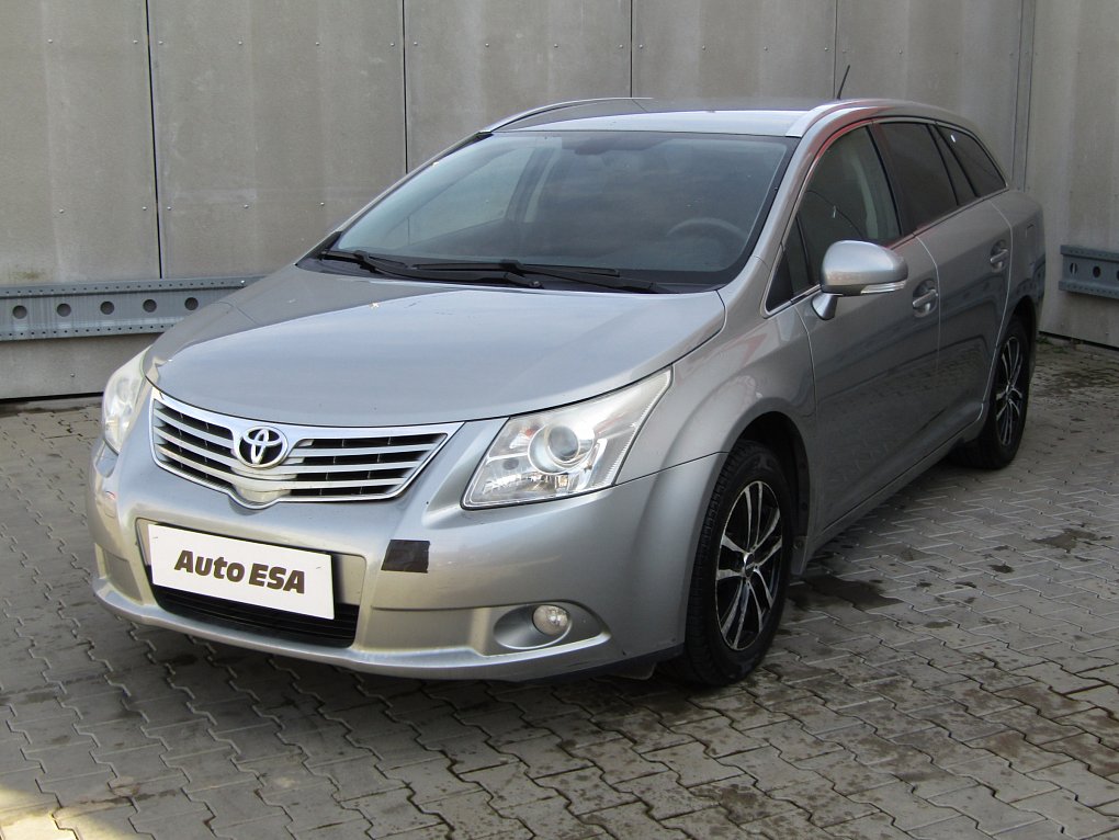 Toyota Avensis 1.8 i 