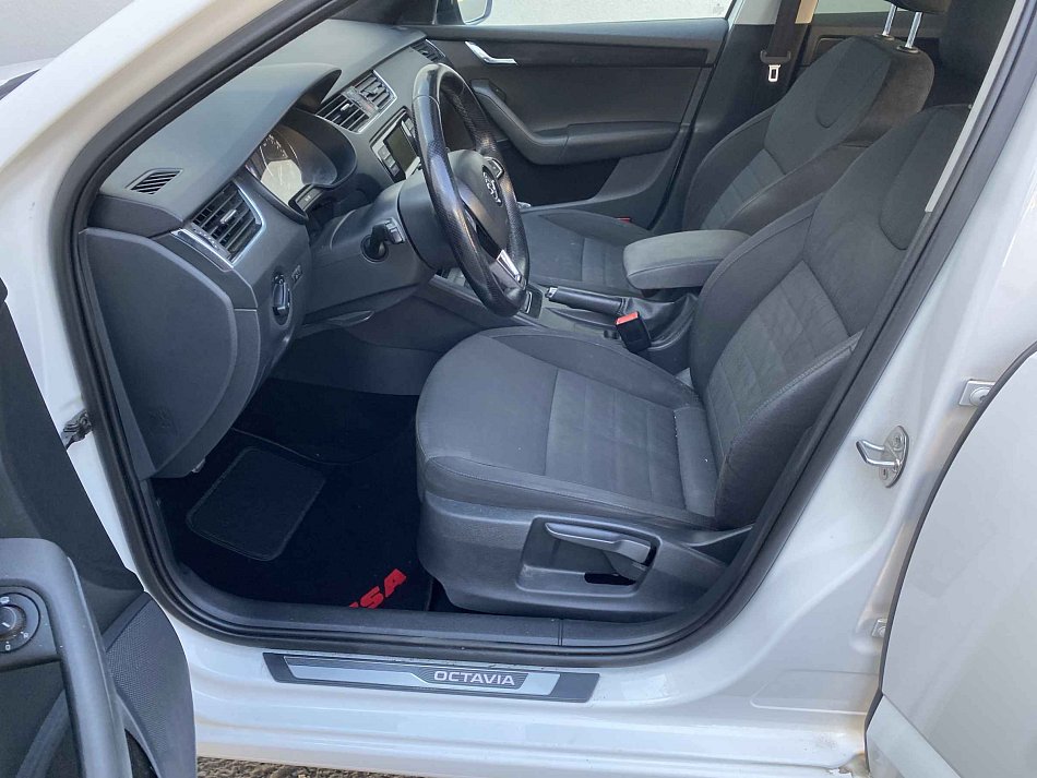 Škoda Octavia III 1.6 TDi Style