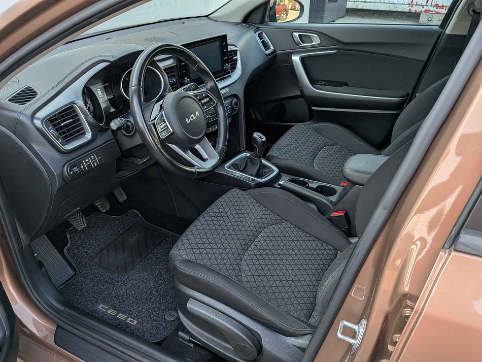 Kia Ceed 1.5T-GDi 