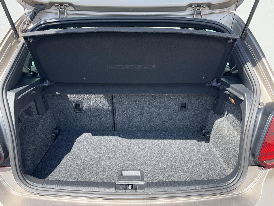 Volkswagen Polo 1.2 TSi Highline