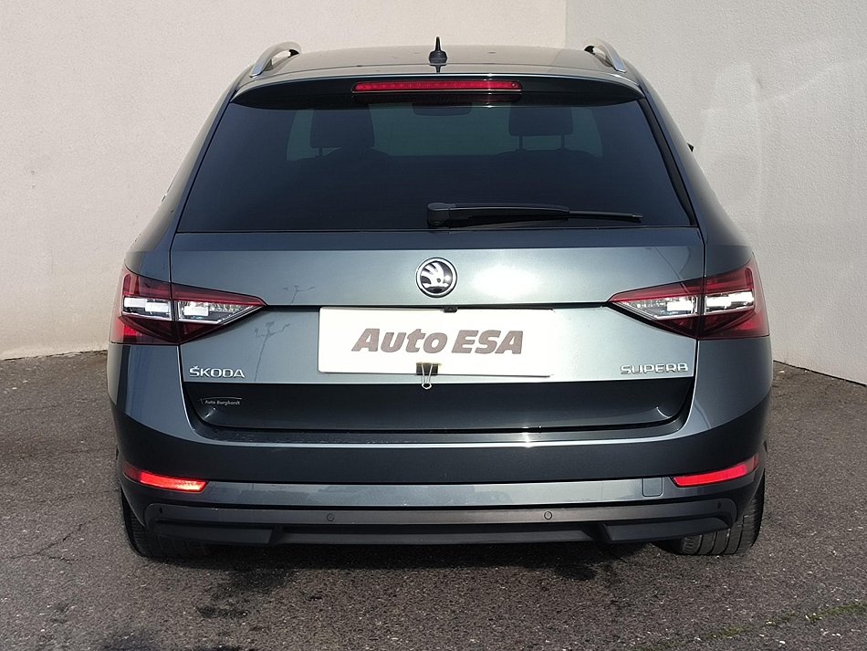 Škoda Superb III 1.8 TSi L&K