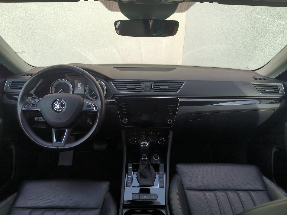 Škoda Superb III 1.8 TSi L&K