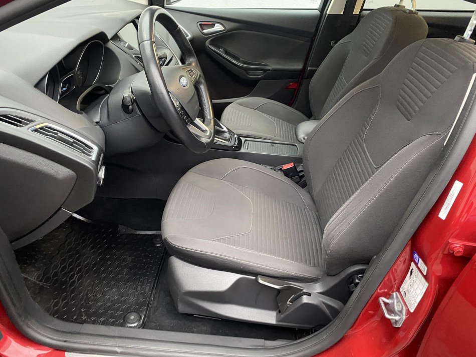 Ford Focus 1.5EB Titanium