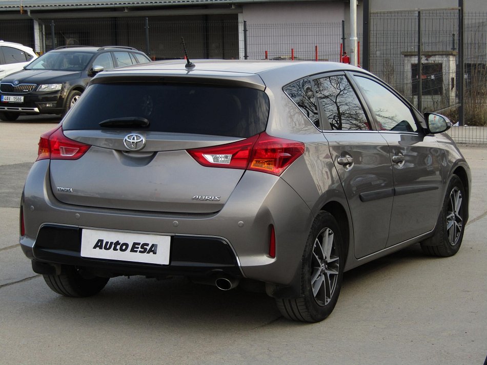 Toyota Auris 1.6i 