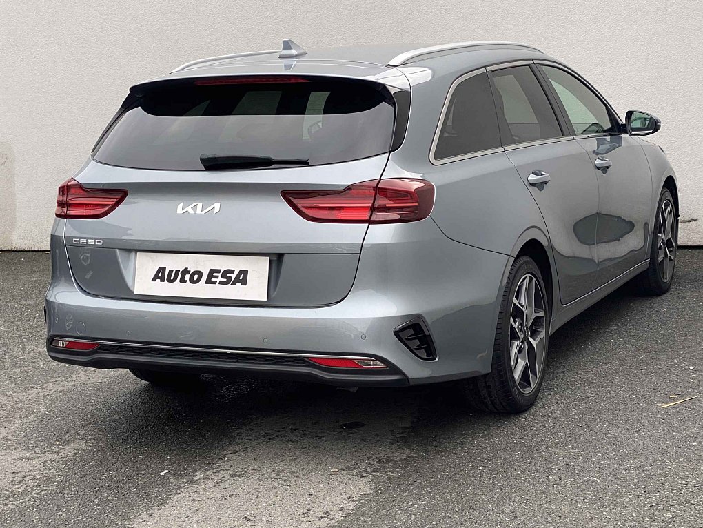 Kia Ceed 1.5 T-GDi TOP