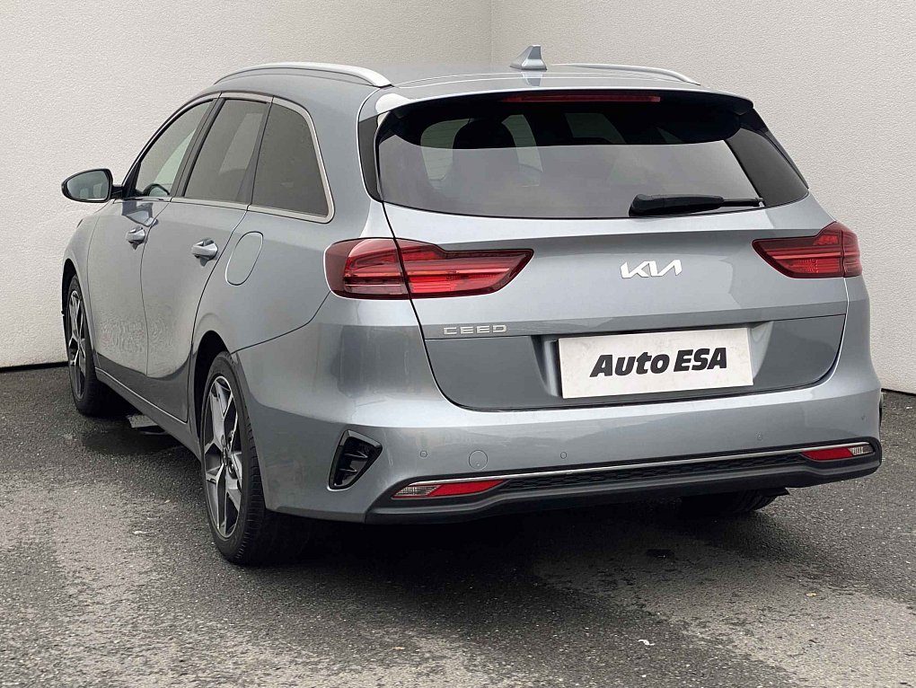 Kia Ceed 1.5 T-GDi TOP
