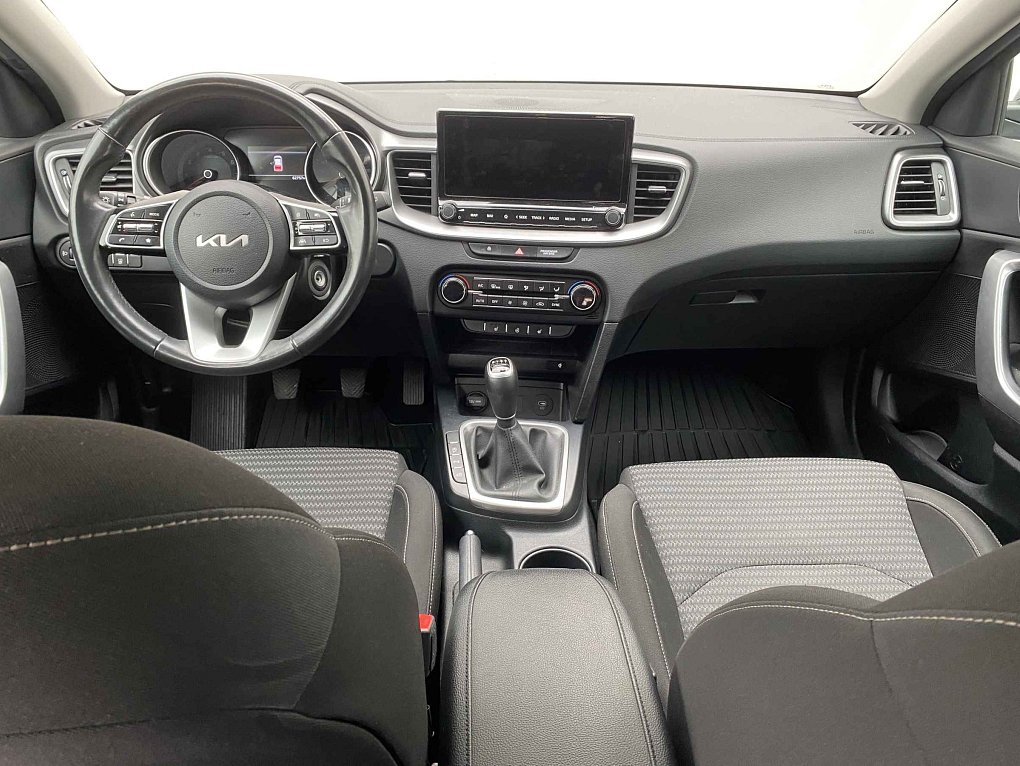 Kia Ceed 1.5 T-GDi TOP