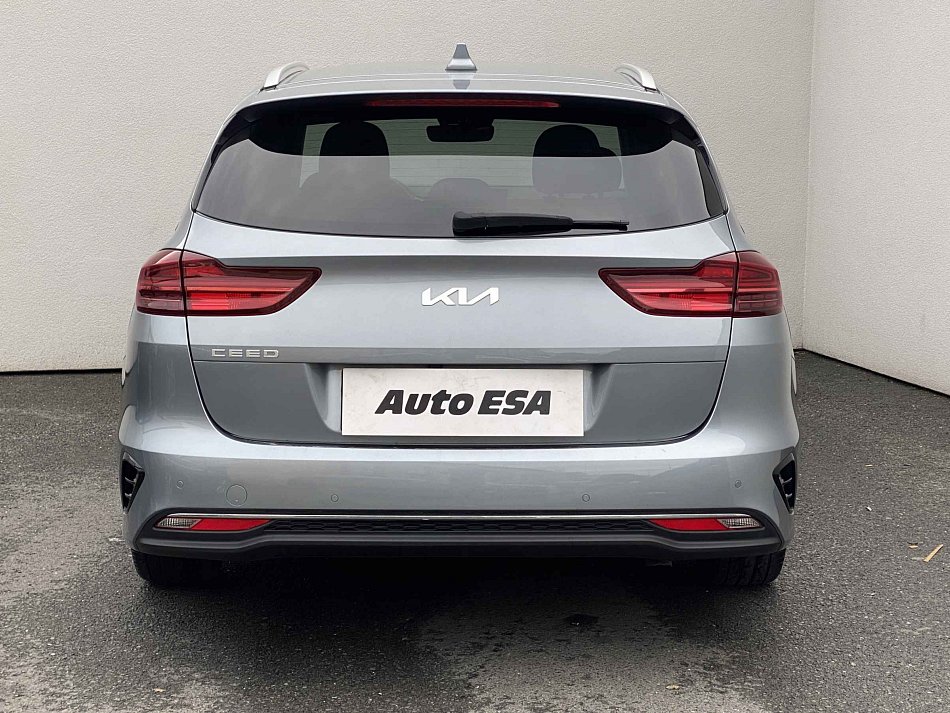 Kia Ceed 1.5 T-GDi TOP