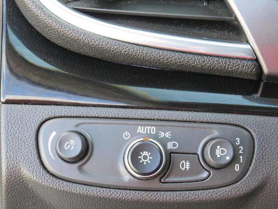 Opel Mokka 1.6i 
