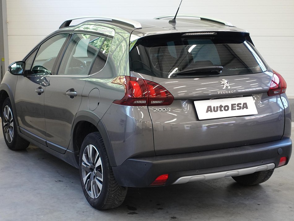 Peugeot 2008 1.2 PT Allure