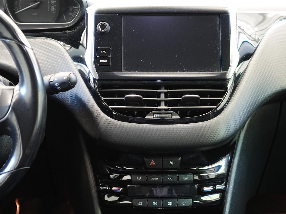 Peugeot 2008 1.2 PT Allure