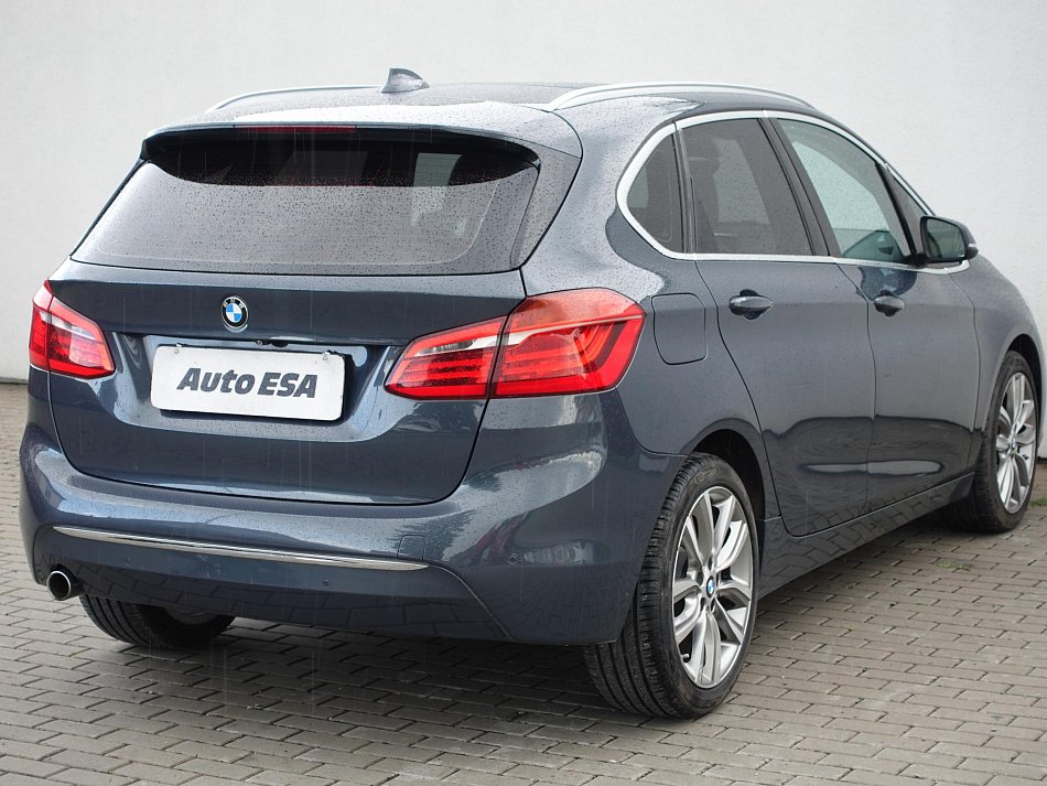 BMW Řada 2 2.0 