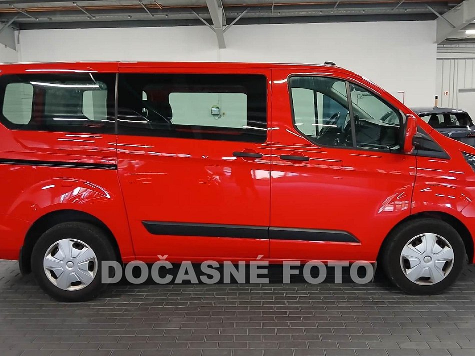 Ford Transit Custom 2.0TDCi Trend 9míst