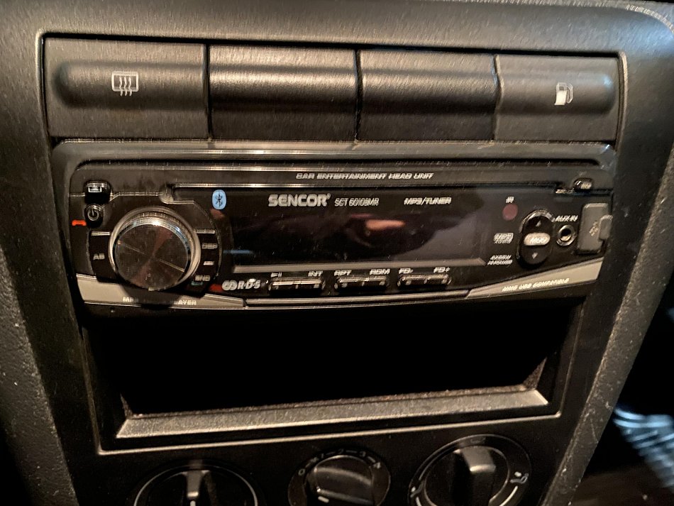 Škoda Octavia 1.6i  Tour