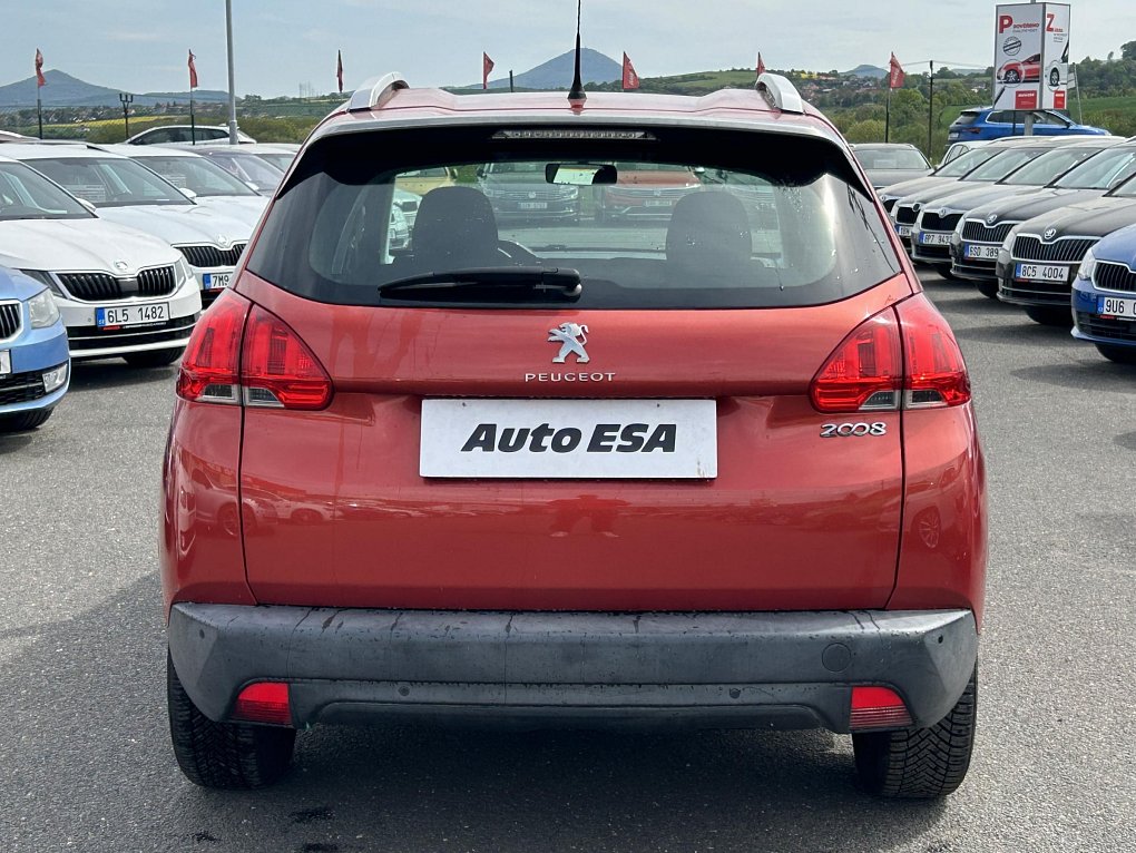Peugeot 2008 1.2PT 
