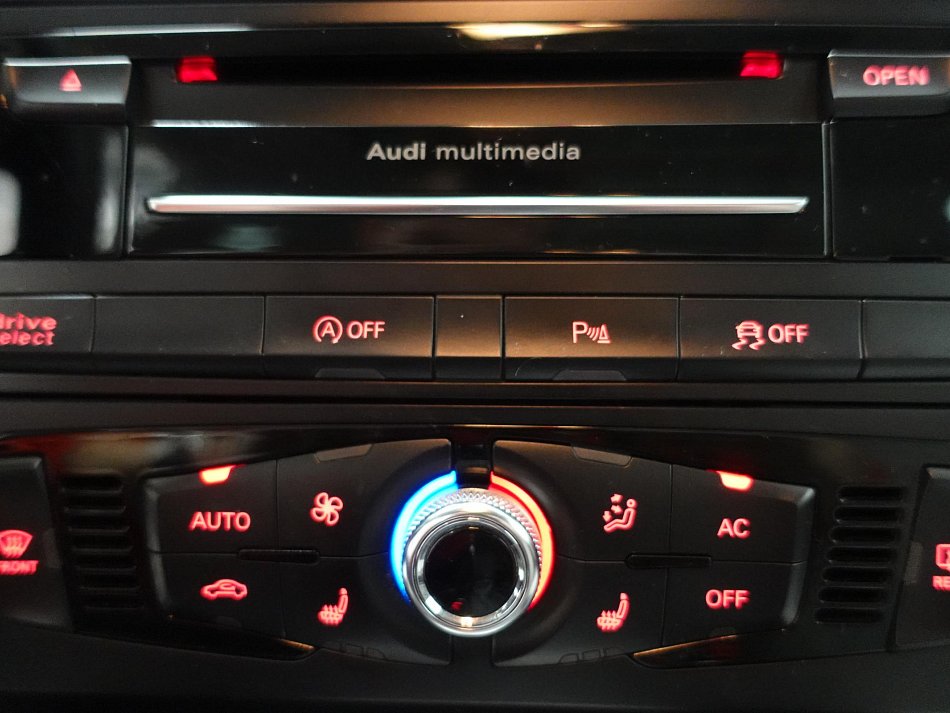 Audi A4 3.0TDI  Quattro