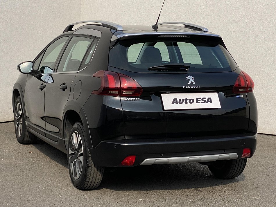 Peugeot 2008 1.2 PT Allure
